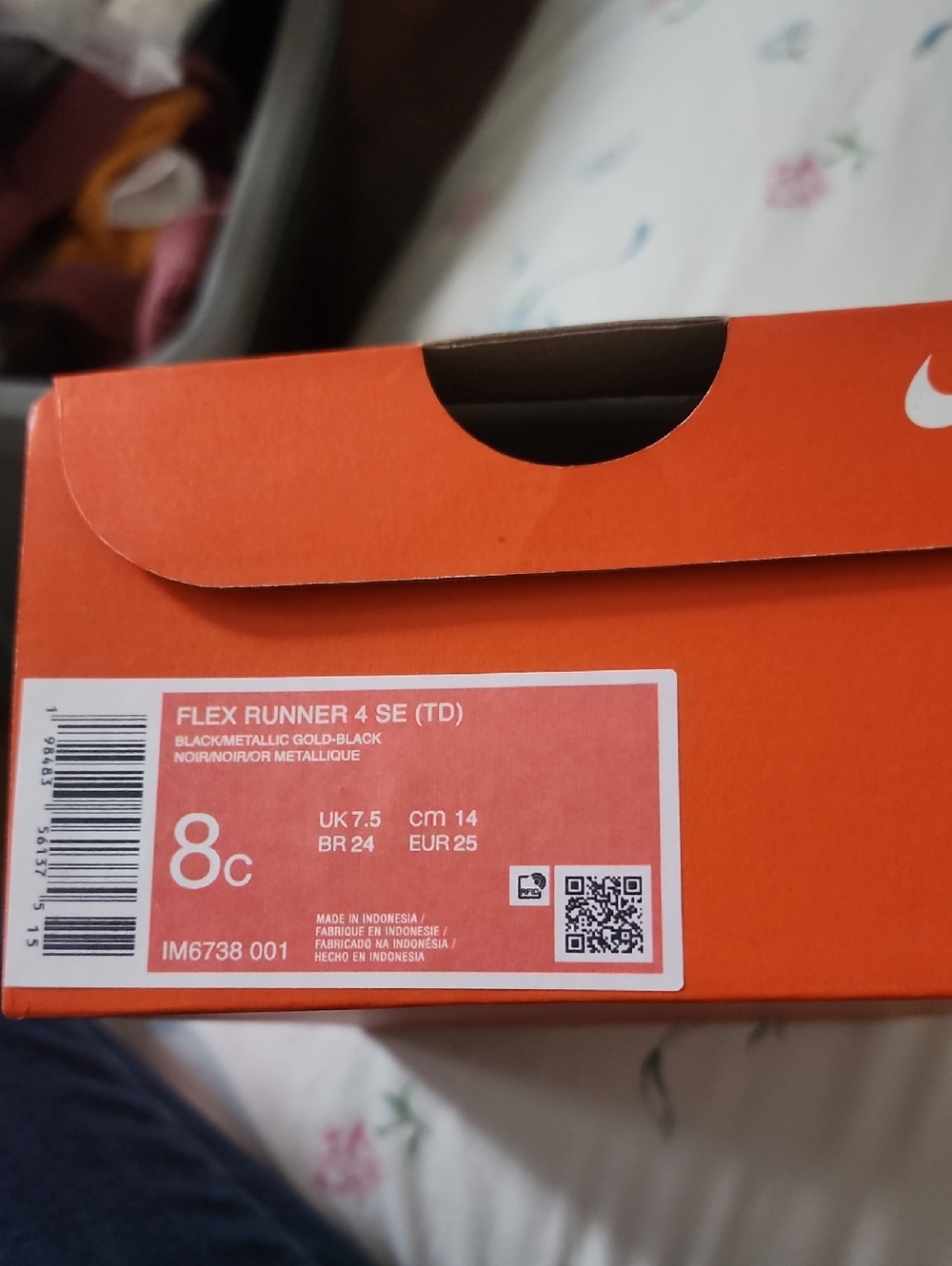 Nike Shoe Black and Metallic Gold - Picture 2 of 7